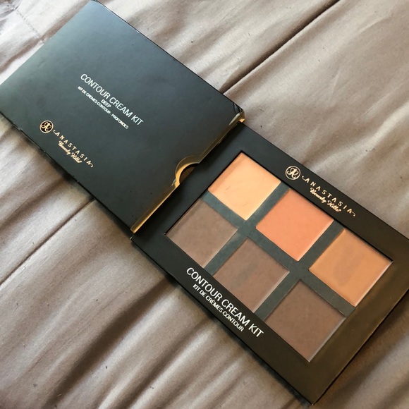 Anastasia Beverly Hills Contour Cream Kit: Deep - Picture 2 of 3